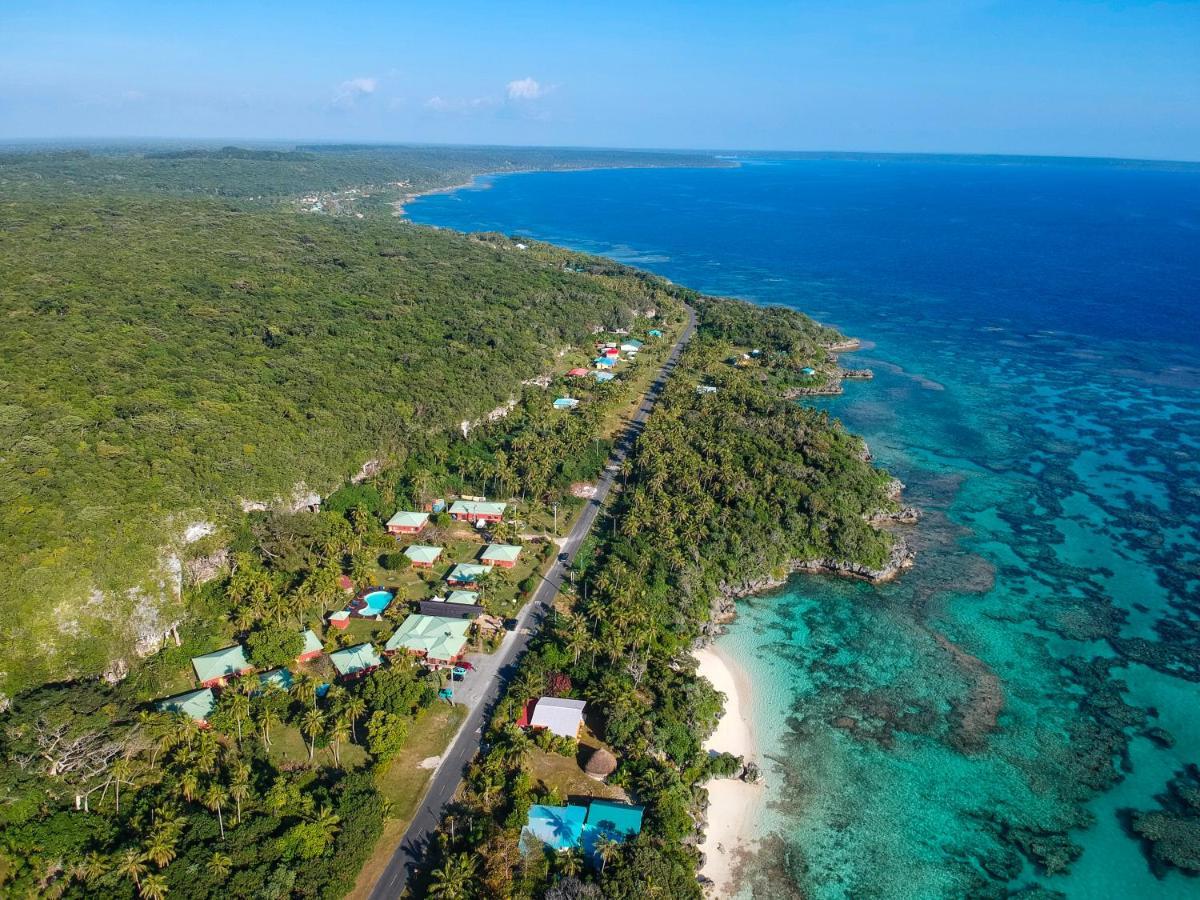 Hotel Oasis De Kiamu Lifou Kültér fotó