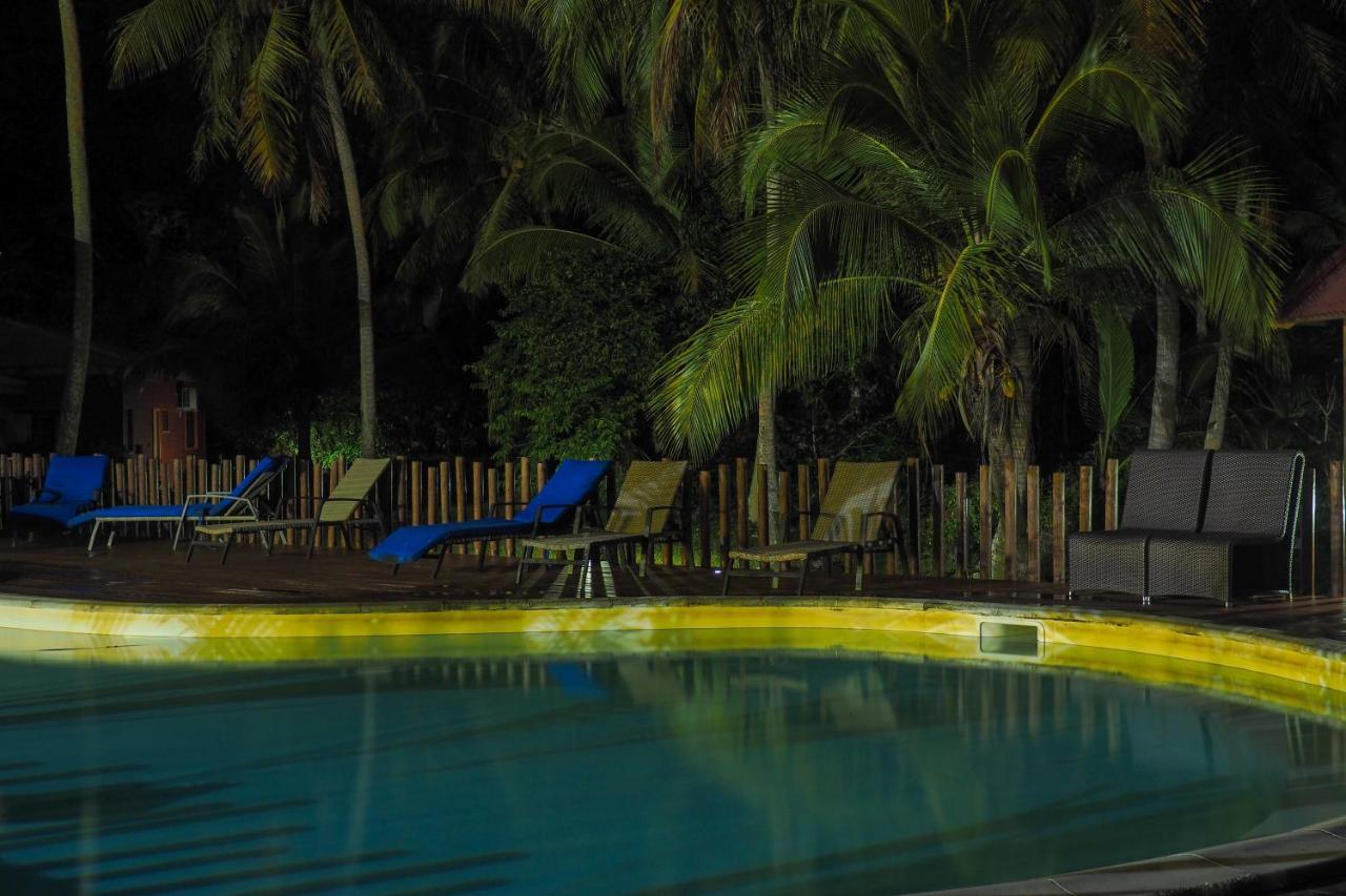 Hotel Oasis De Kiamu Lifou Kültér fotó