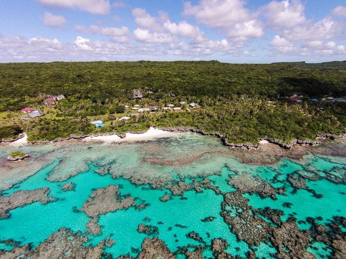 Hotel Oasis De Kiamu Lifou Kültér fotó