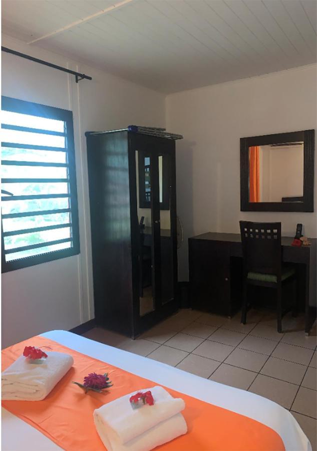 Hotel Oasis De Kiamu Lifou Kültér fotó