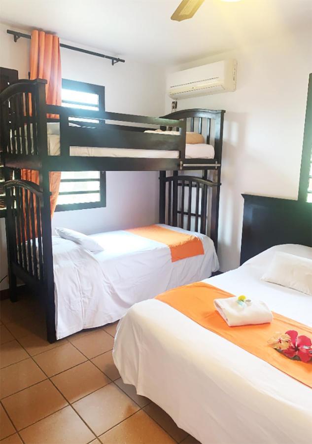 Hotel Oasis De Kiamu Lifou Kültér fotó
