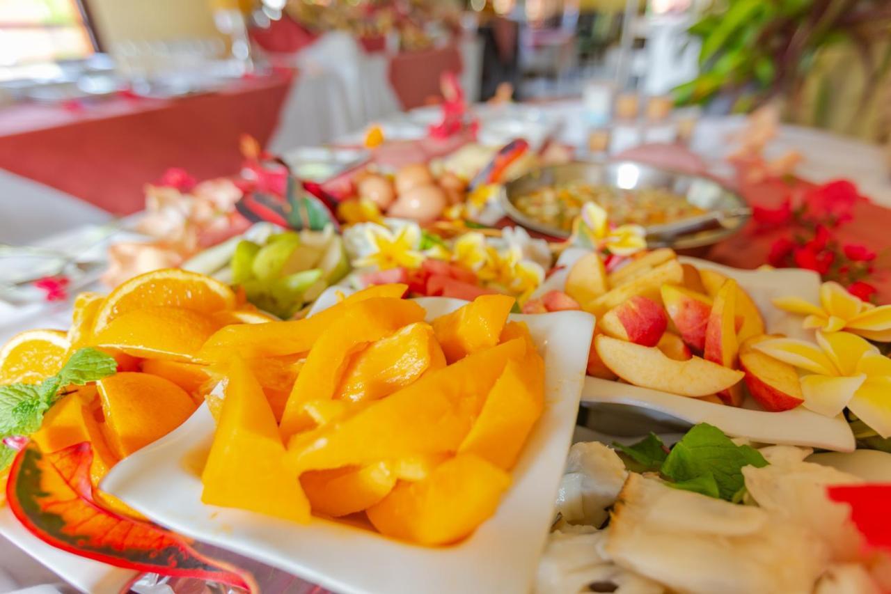 Hotel Oasis De Kiamu Lifou Kültér fotó